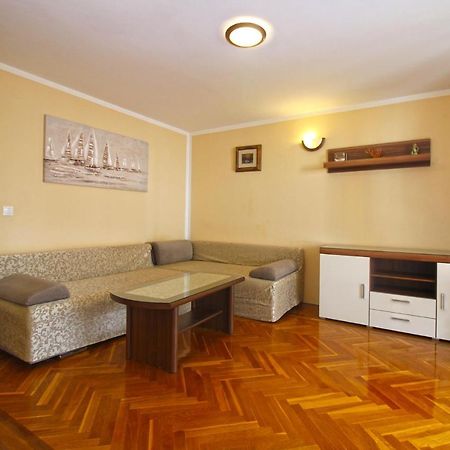 Apartment Mirela 2145 Fažana Exterior foto